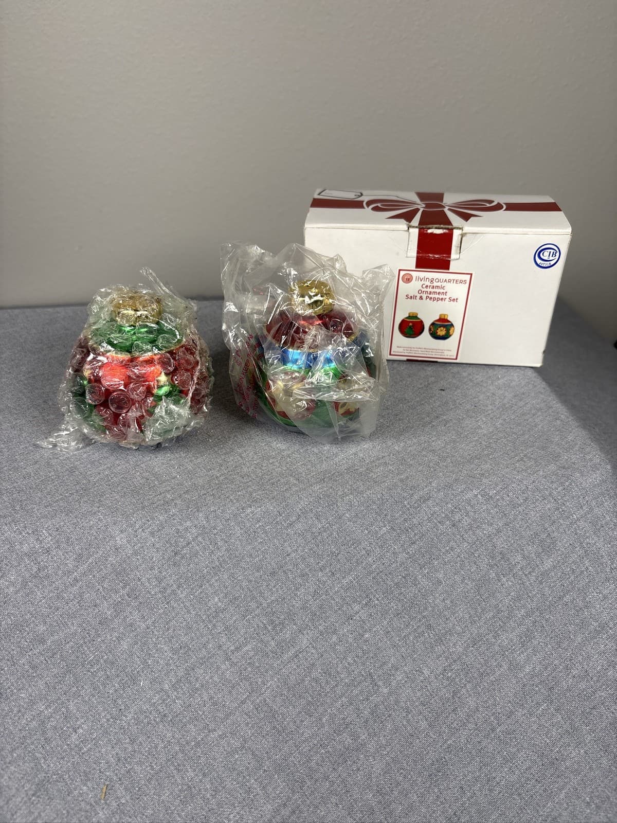 Vintage Living Quarters Ceramic Christmas Ornament Salt and Pepper Shaker Set