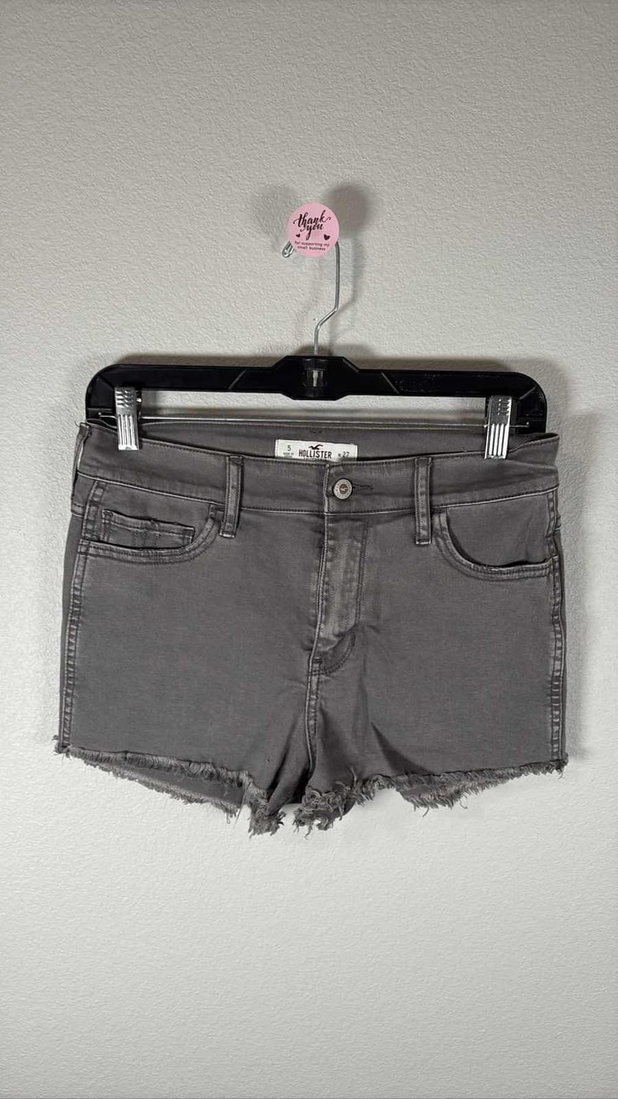 Hollister Gray Skinny Cut-Off Jean Shorts Womens Size 5 / 27