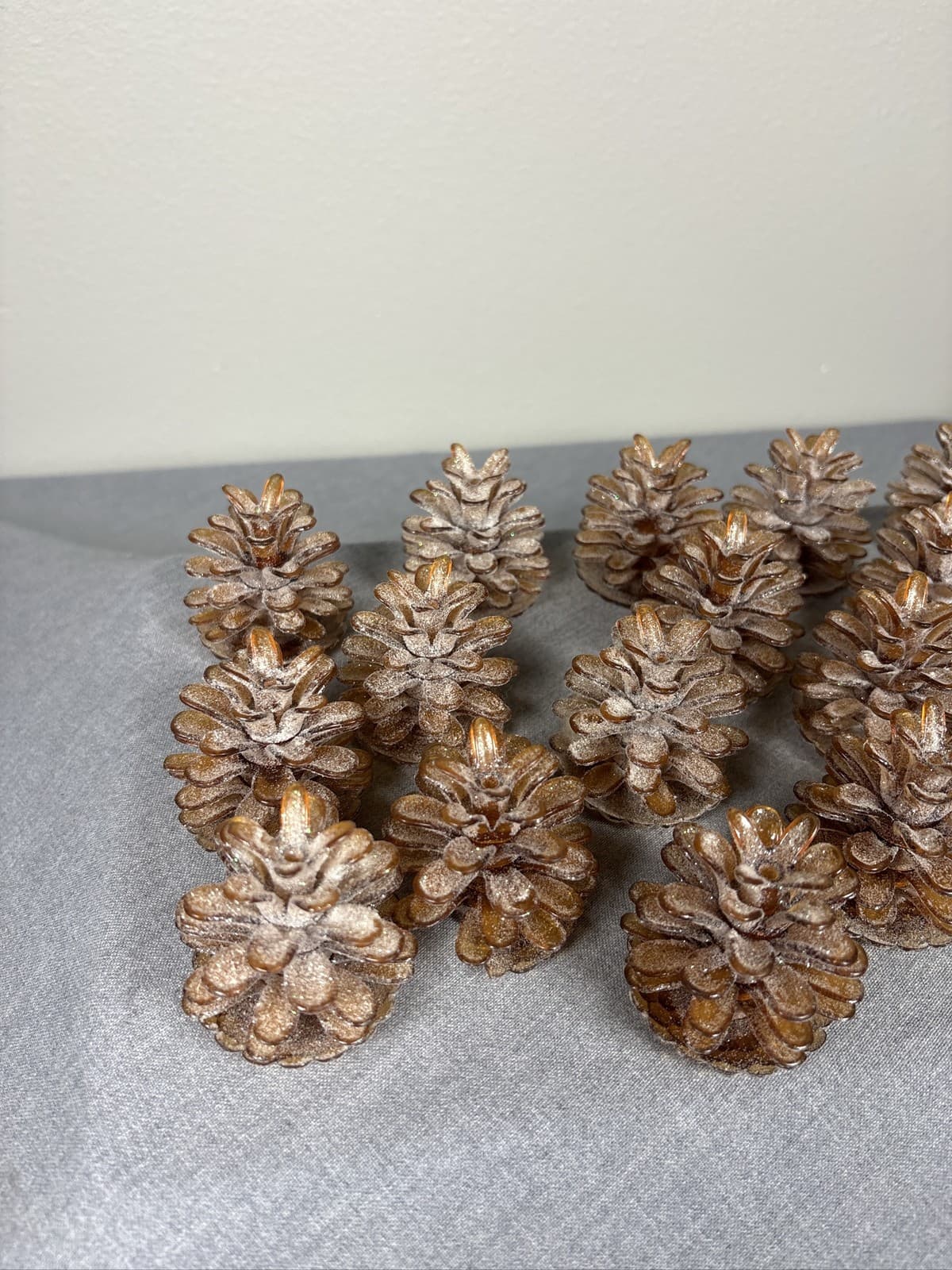 Vintage Lot of 18 Gold Glitter Pinecone Christmas Ornaments Holiday Decor - Thumbnail 3