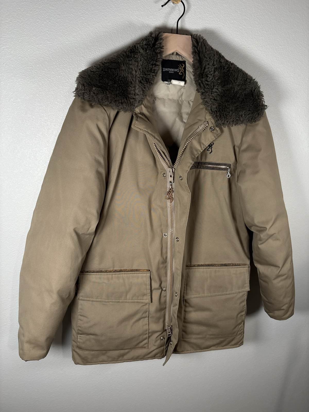 Browning Down Men’s Winter/Hunting Jacket 38 Faux Fur Collar Tan Down Insulated - Thumbnail 2
