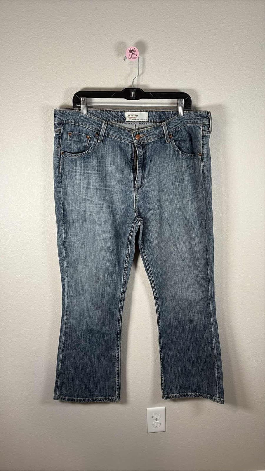 Levi Strauss Low Rise Bootcut Blue Denim Jeans Womens Size Misses 16 Short