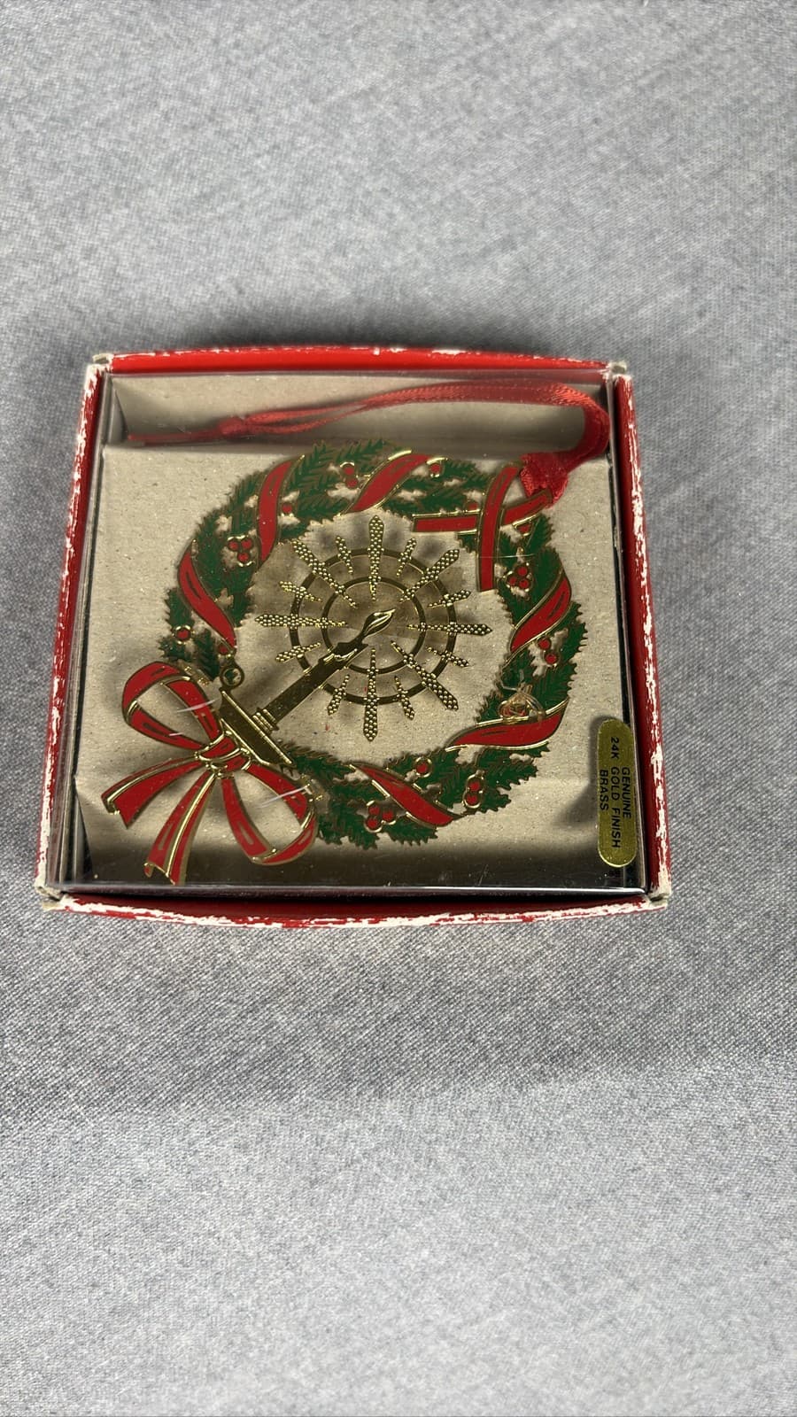 Vintage 24K Gold Finish Brass Christmas Wreath Candle Ornament Red Bow Box