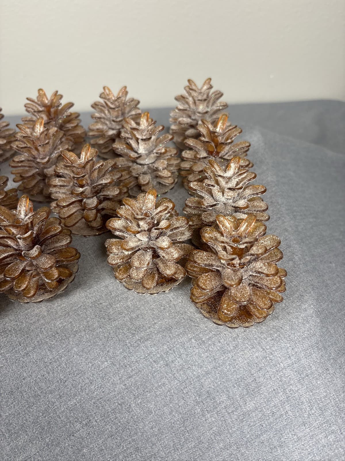 Vintage Lot of 18 Gold Glitter Pinecone Christmas Ornaments Holiday Decor - Thumbnail 2