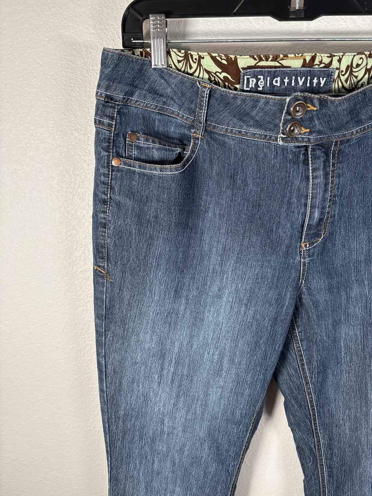 Relativity Women's Blue Denim Straight Leg Jeans Mid-Rise 12 - Thumbnail 3