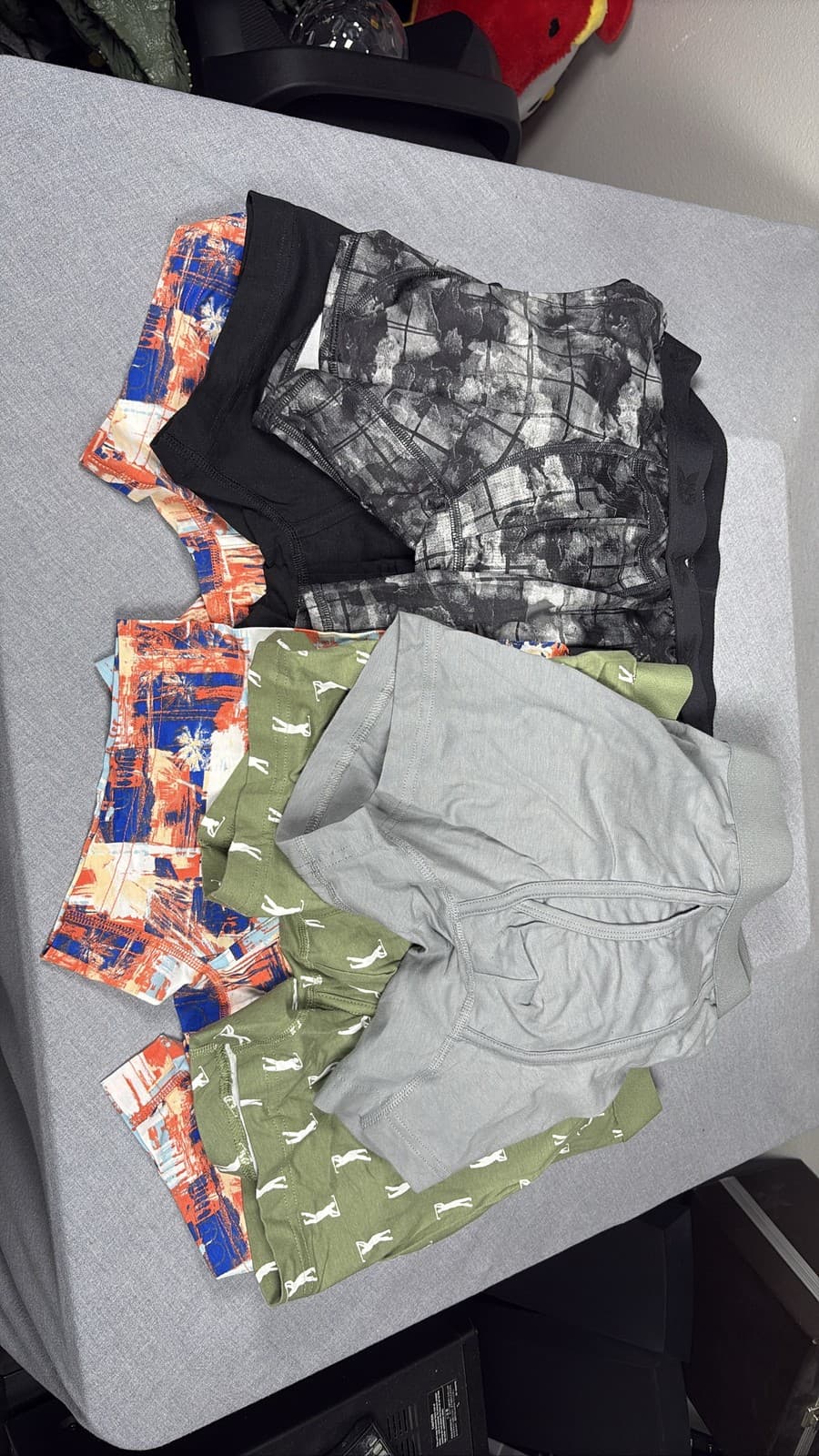 Target Lot of 6 Mens Boxer Briefs Underwear Assorted Patterns Solids Size Medium