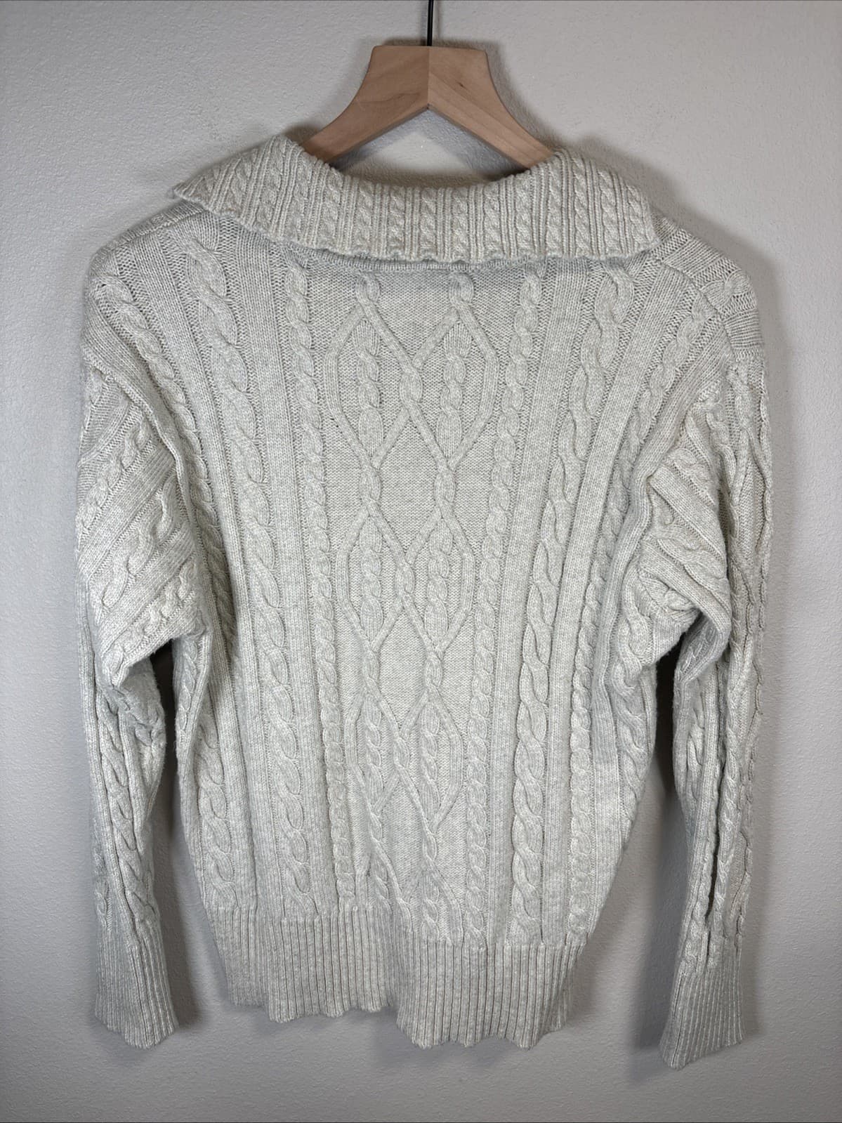 St. John's Bay Women's XL Cable Knit V-Neck Pullover Sweater Ivory - Thumbnail 3