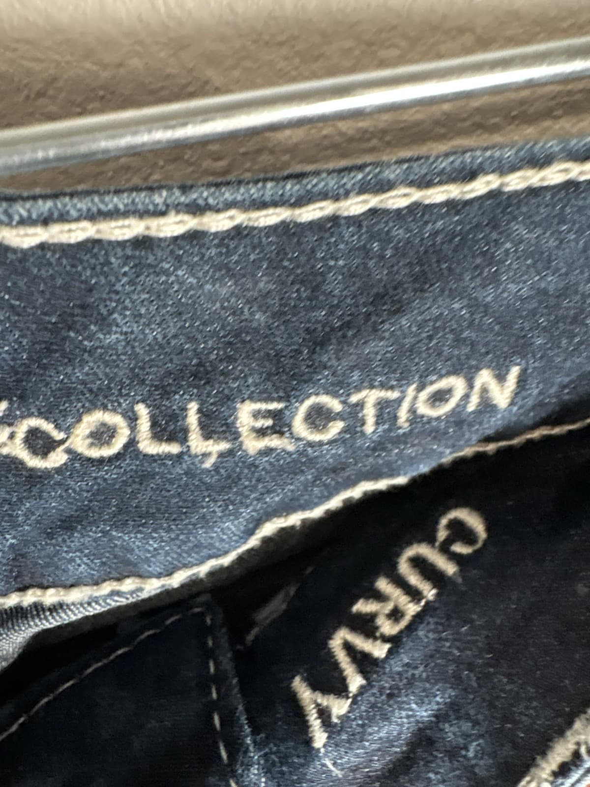 Vanity Collection Women's CurvyBlue Denim Jeans 26W/31L Embellished - Thumbnail 3