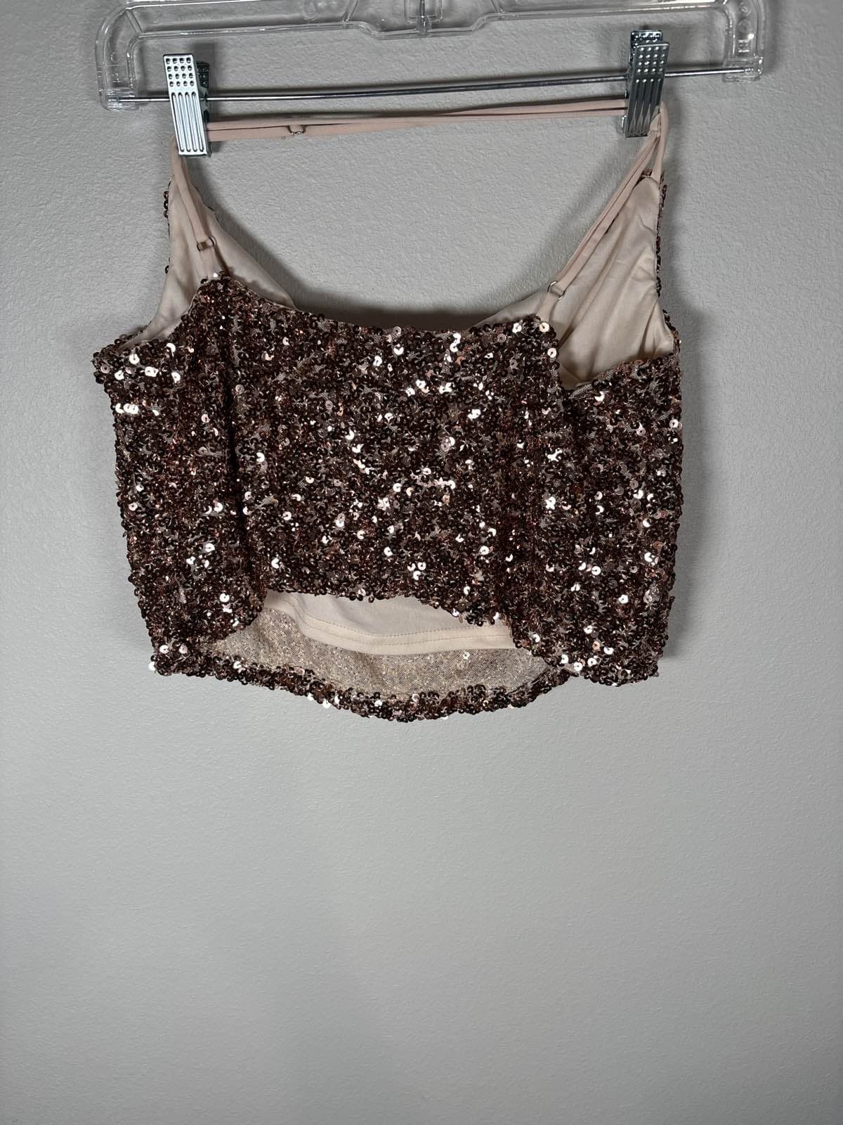 Mi Ami Women's S Rose Gold Sequin Crop Halter Top - Thumbnail 3