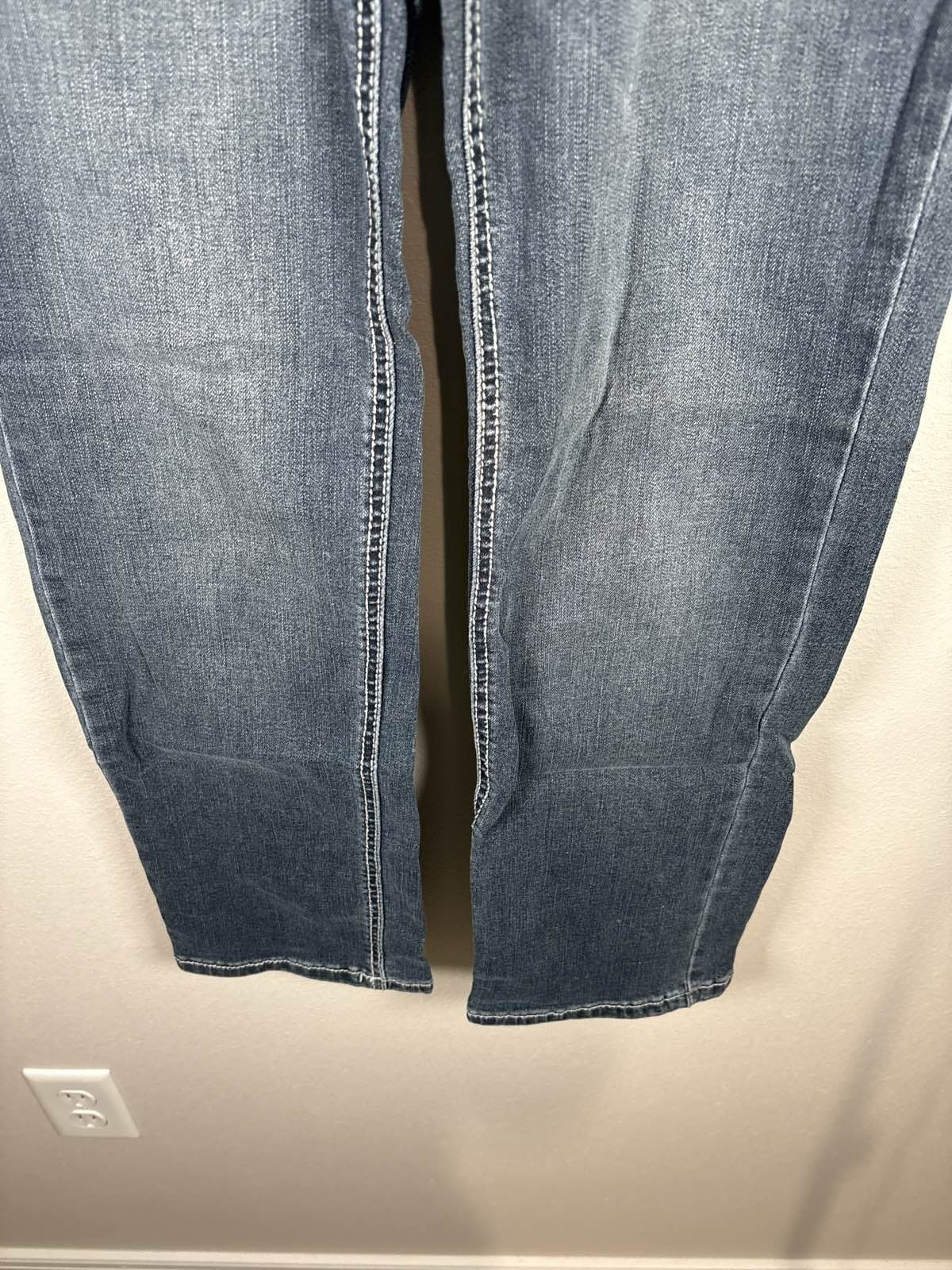 Earl Jean Women's 8P Straight Blue Denim Rhinestone Jeans - Thumbnail 5