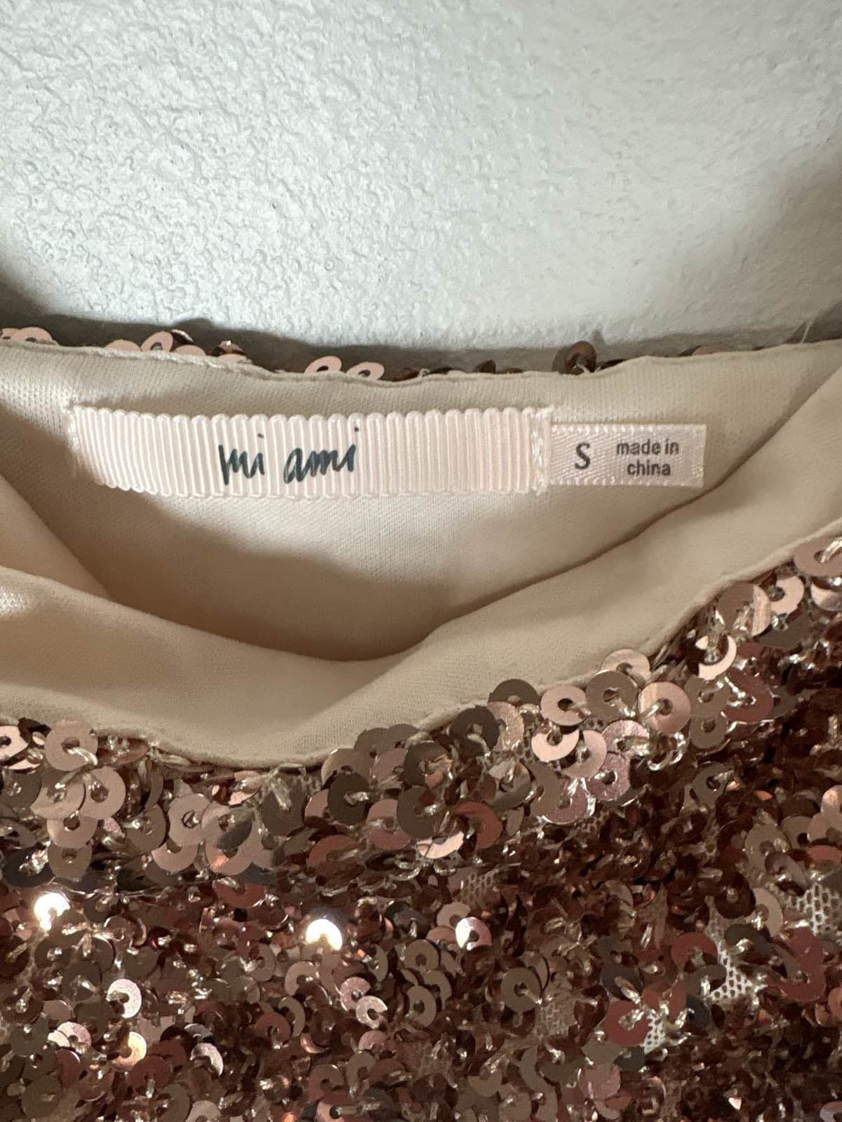 Mi Ami Women's S Rose Gold Sequin Crop Halter Top - Thumbnail 2