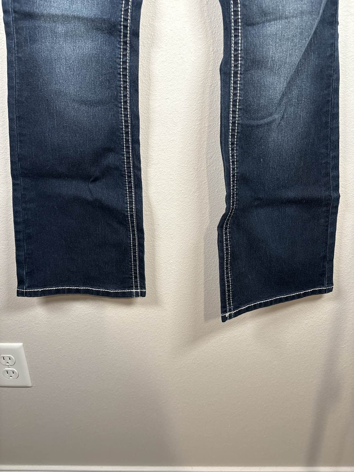 Vanity Collection Women's CurvyBlue Denim Jeans 26W/31L Embellished - Thumbnail 5
