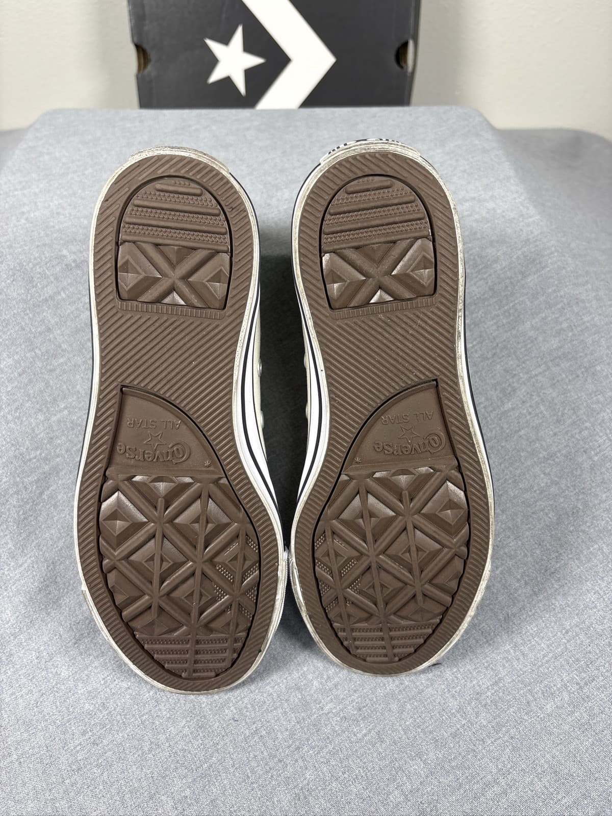 Converse Chuck Taylor All Star Lily Pad Frog Garden High Sneaker Women’s 7 Men 5 - Thumbnail 5