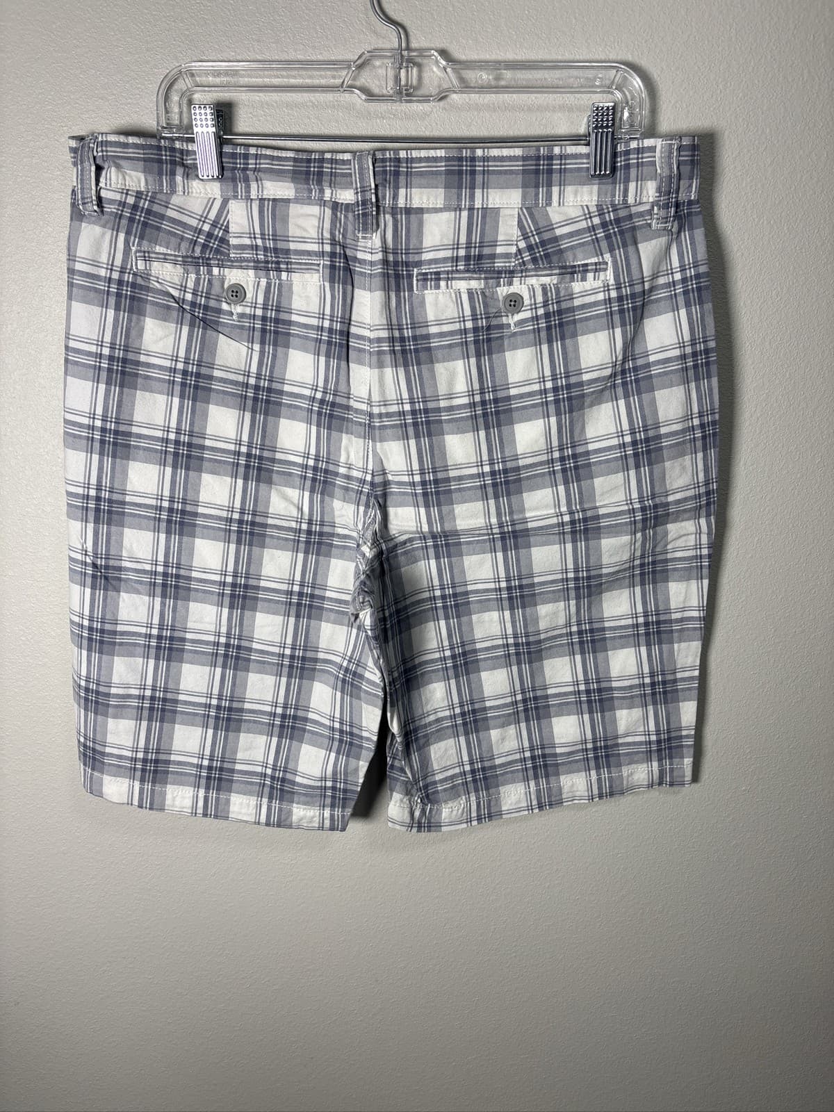 Sonoma Life Style Mens Shorts Size 36 Gray White Plaid Flat Front Chino - Thumbnail 2