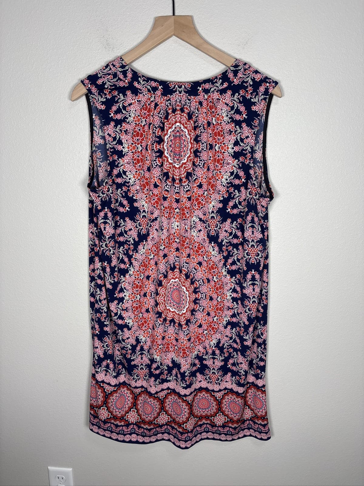 Chico's Sleeveless Tunic Dress Medallion Print V-Neck Tassel Ties Size 2 - Thumbnail 4