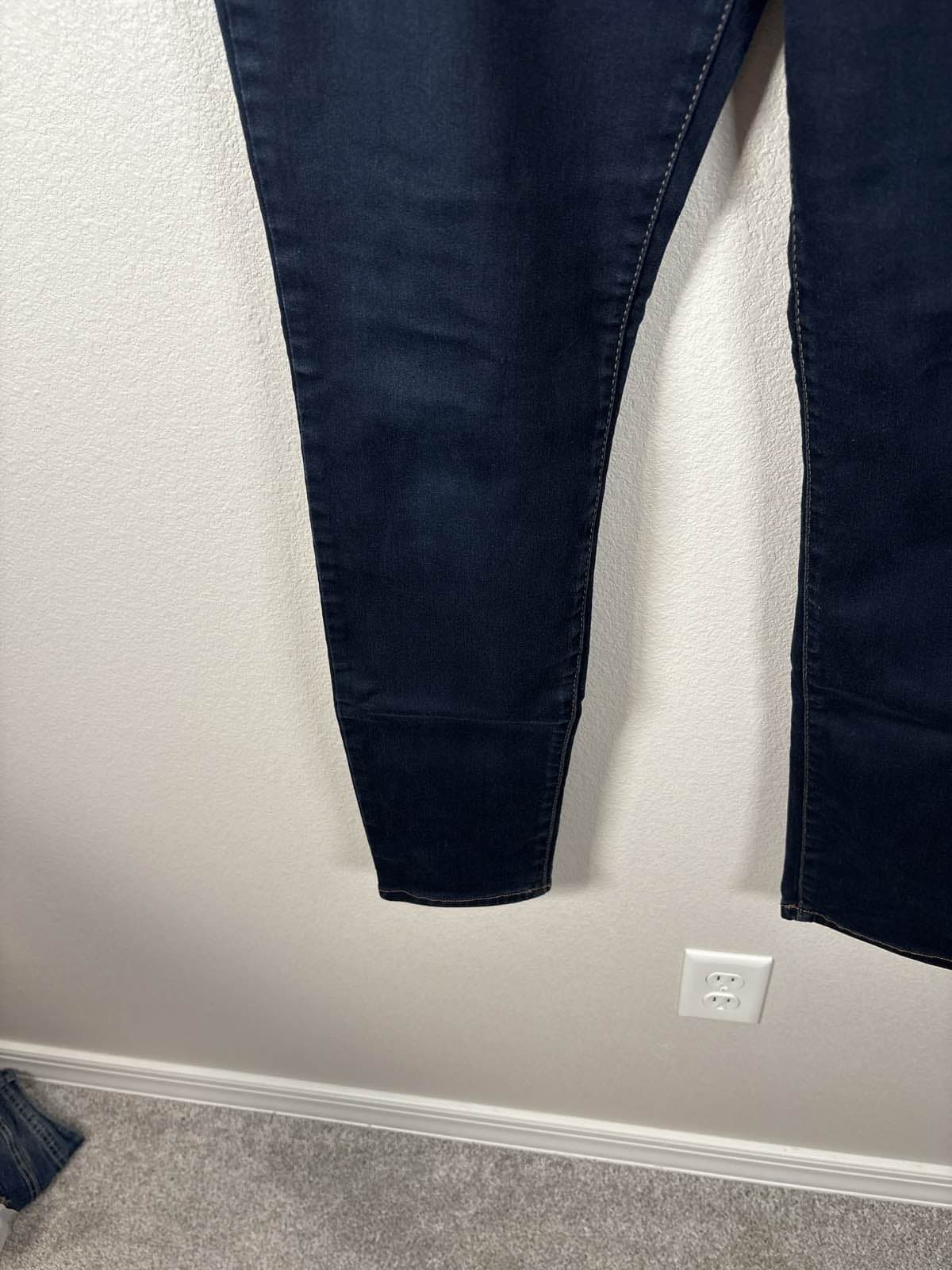 Gloria Vanderbilt Women's Amanda High Rise Skinny Jeans Dark Wash Denim - Thumbnail 5