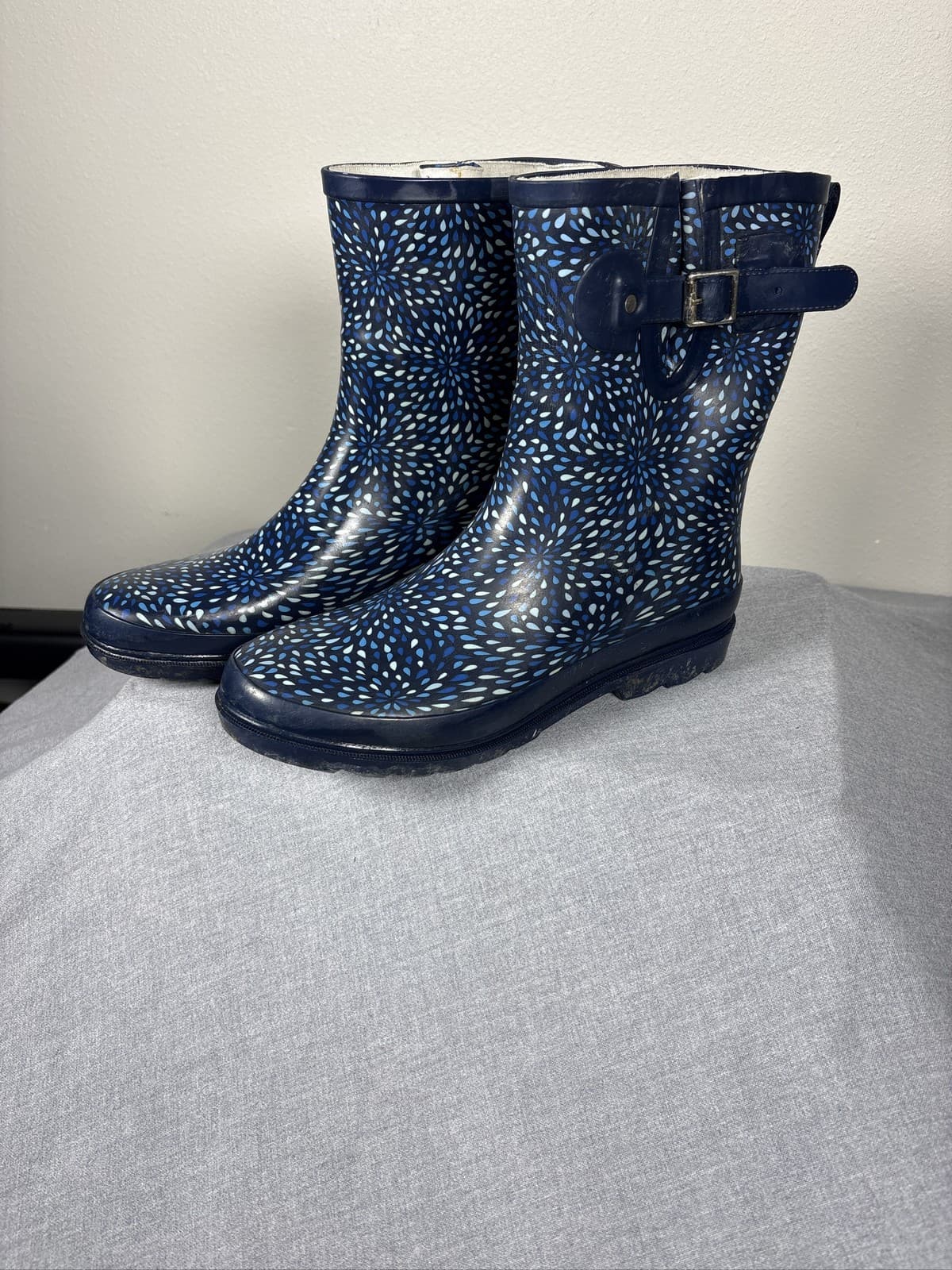 Western Chief Raindrop Burst Women's Size 10 Mid Rain Boots Navy Blue