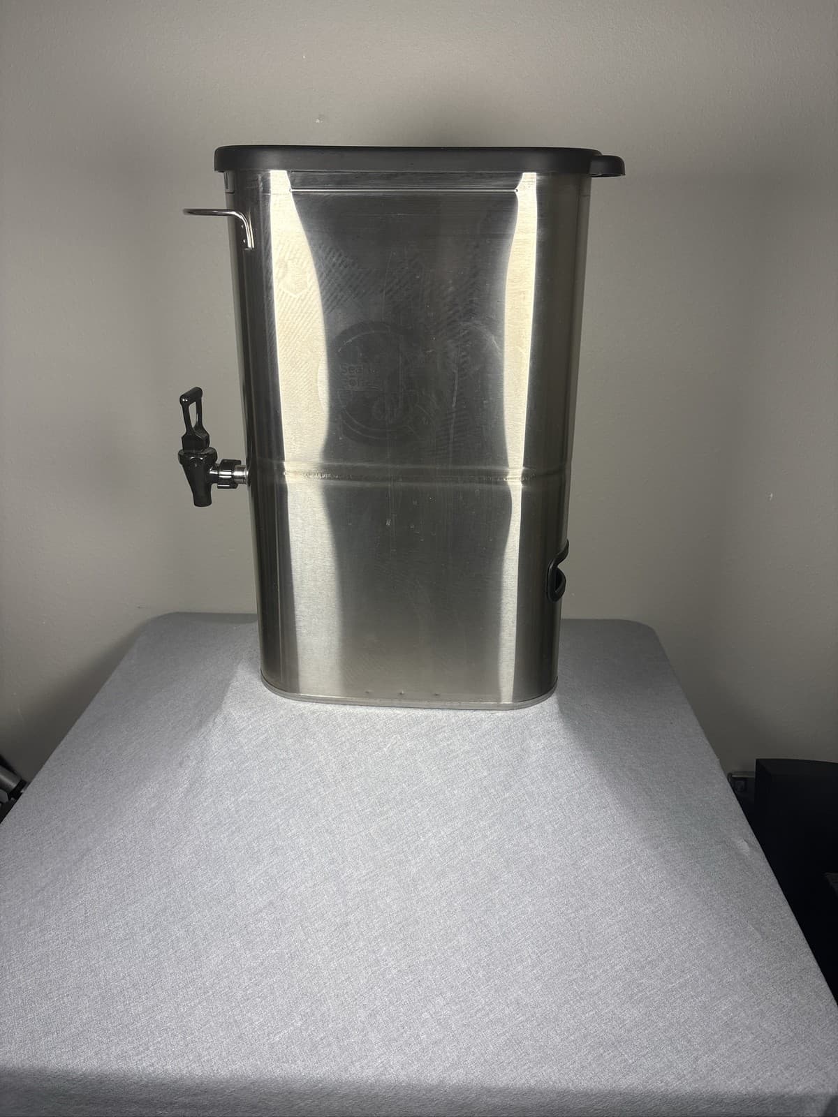 Bunn TDO-N-3.5 Narrow Iced Tea/ Iced Coffee Dispenser 3.5 Gallon Stainless Steel - Thumbnail 2