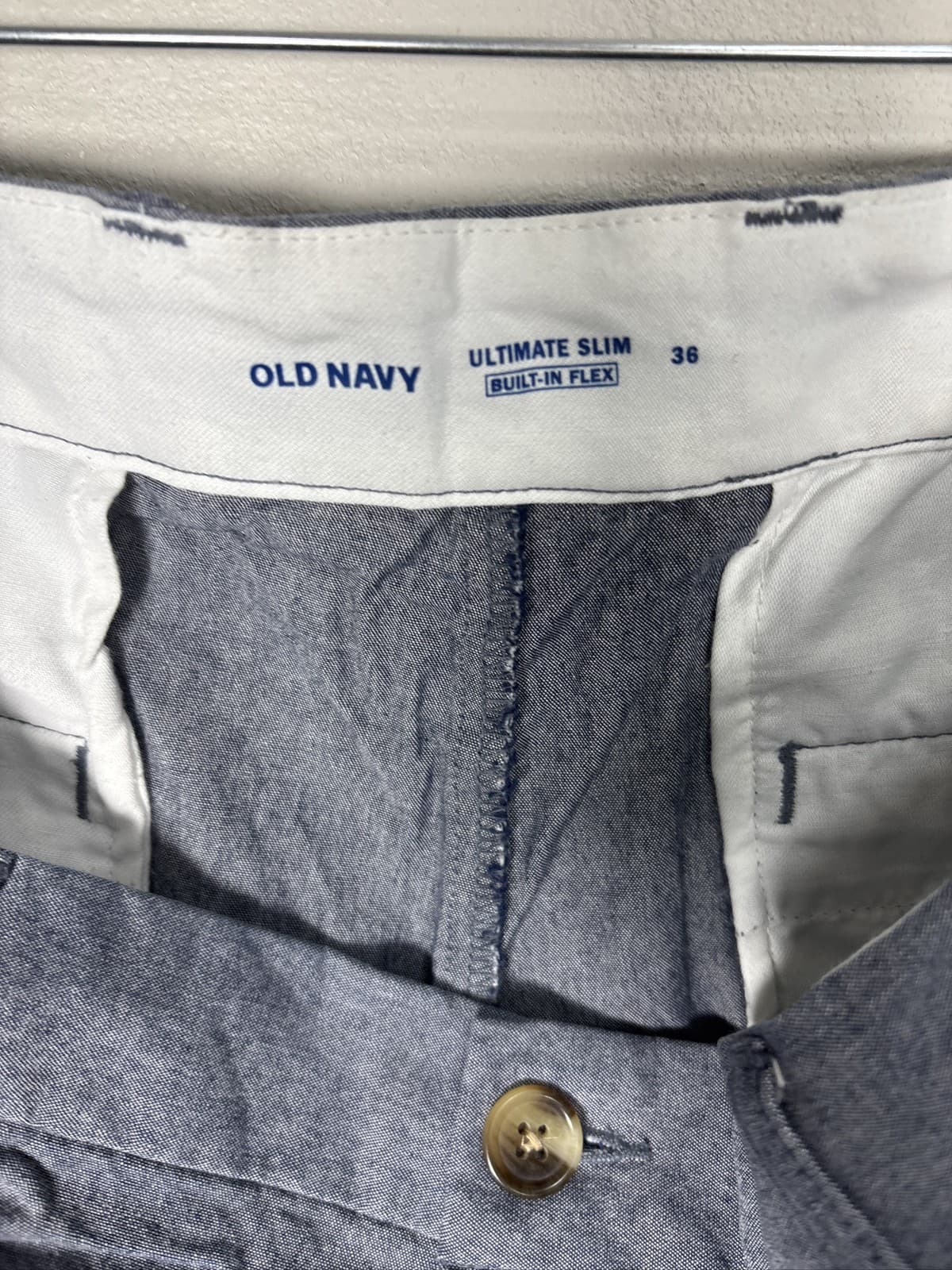 Old Navy Slim Fit Built-In Flex Chambray Men's Shorts Gray 34 - Thumbnail 3