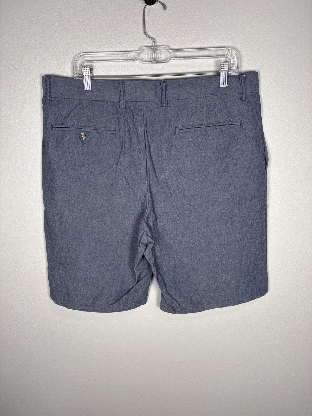 Old Navy Slim Fit Built-In Flex Chambray Men's Shorts Gray 34 - Thumbnail 2