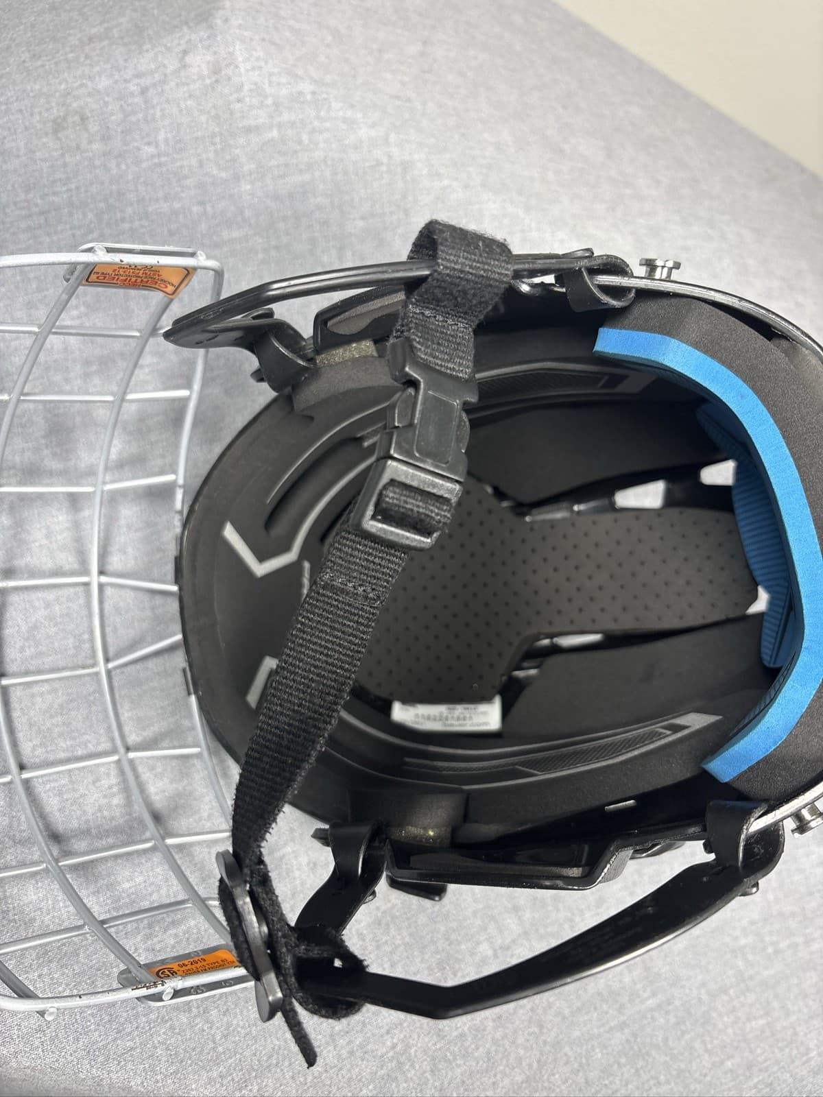 Bauer Prodigy Youth Hockey Helmet with Face Mask Cage Black Size 6-6 5/8 - Thumbnail 5