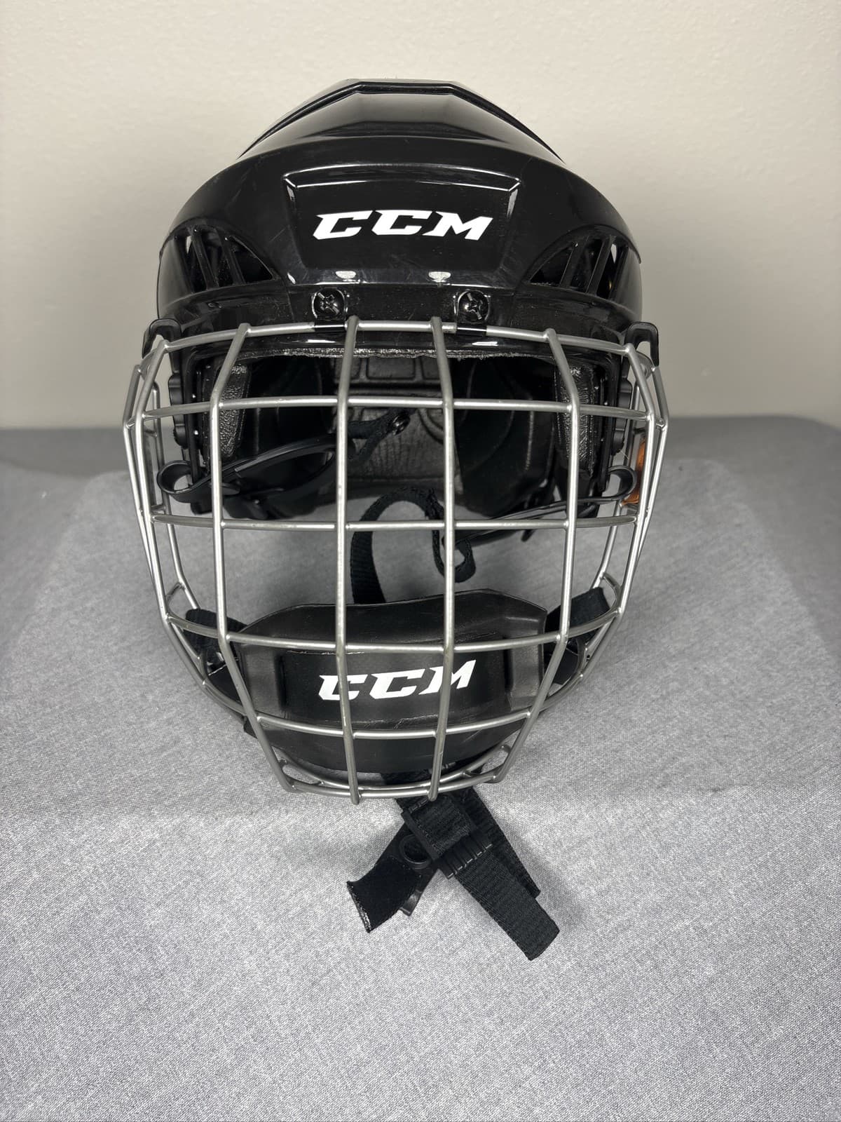 CCM FL40 Hockey Helmet Combo with Cage Black XS Youth Ice Hockey Mask - Thumbnail 2