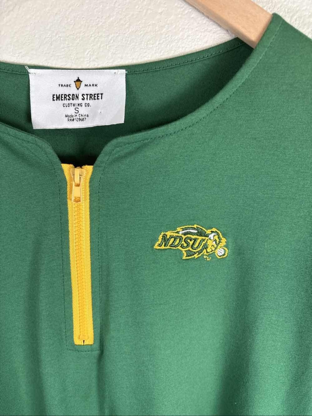 North Dakota State NDSU Bison 1/4 Zip Pullover Green Long Sleeve Womens Small - Thumbnail 2