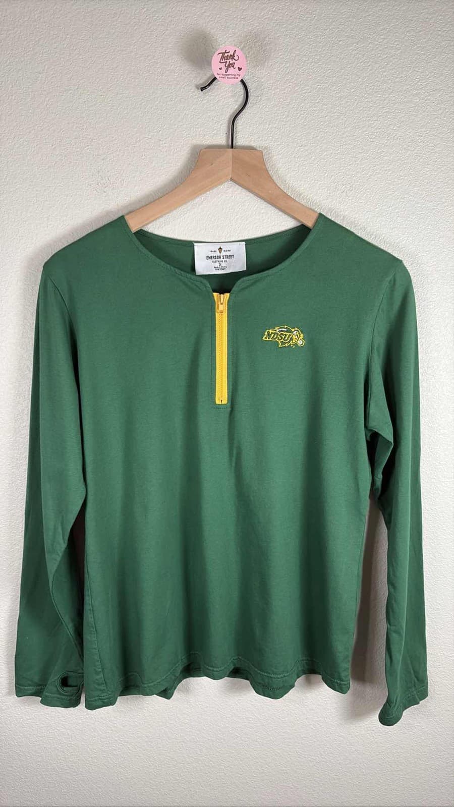 North Dakota State NDSU Bison 1/4 Zip Pullover Green Long Sleeve Womens Small
