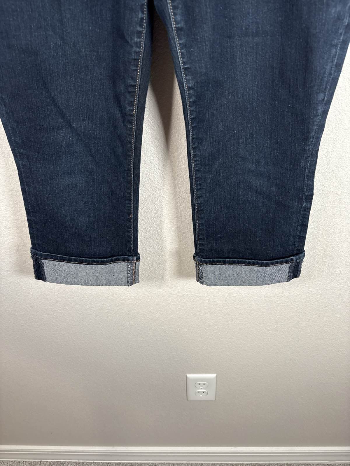 Old Navy The Sweet Heart Jeans Womens 6 Regular Dark Wash Capri Cropped - Thumbnail 3