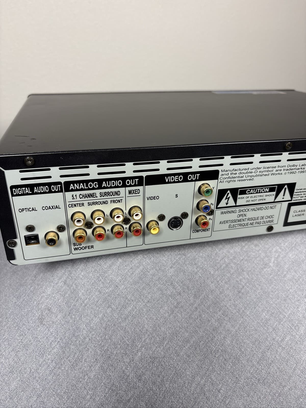 Hitachi DVD Player Model DV-P250U Dolby Digital Component Video Output - Thumbnail 9