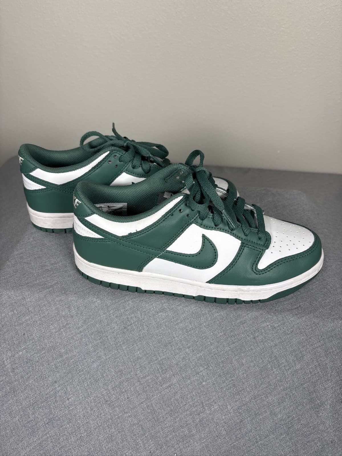 Nike Dunk Low Retro Michigan State Team Green White DD1391-101 Youth 7 Sneaker - Thumbnail 2
