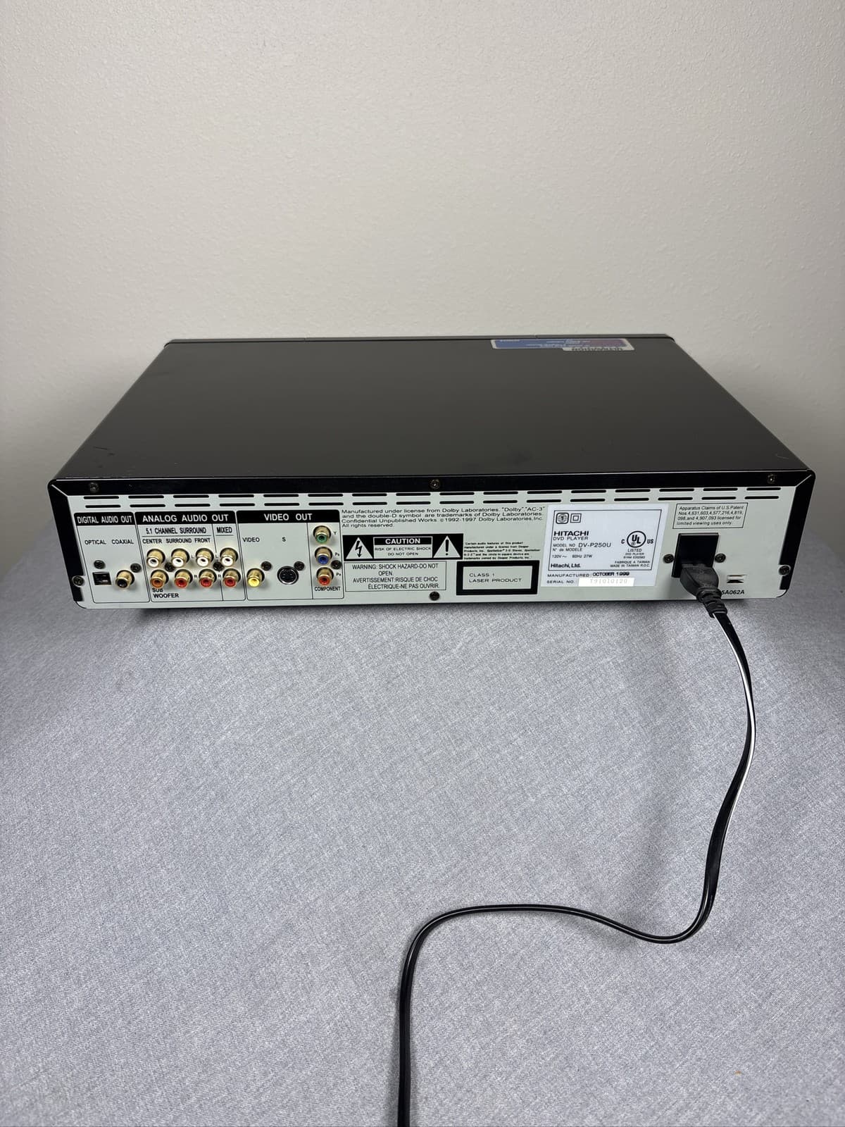 Hitachi DVD Player Model DV-P250U Dolby Digital Component Video Output - Thumbnail 7