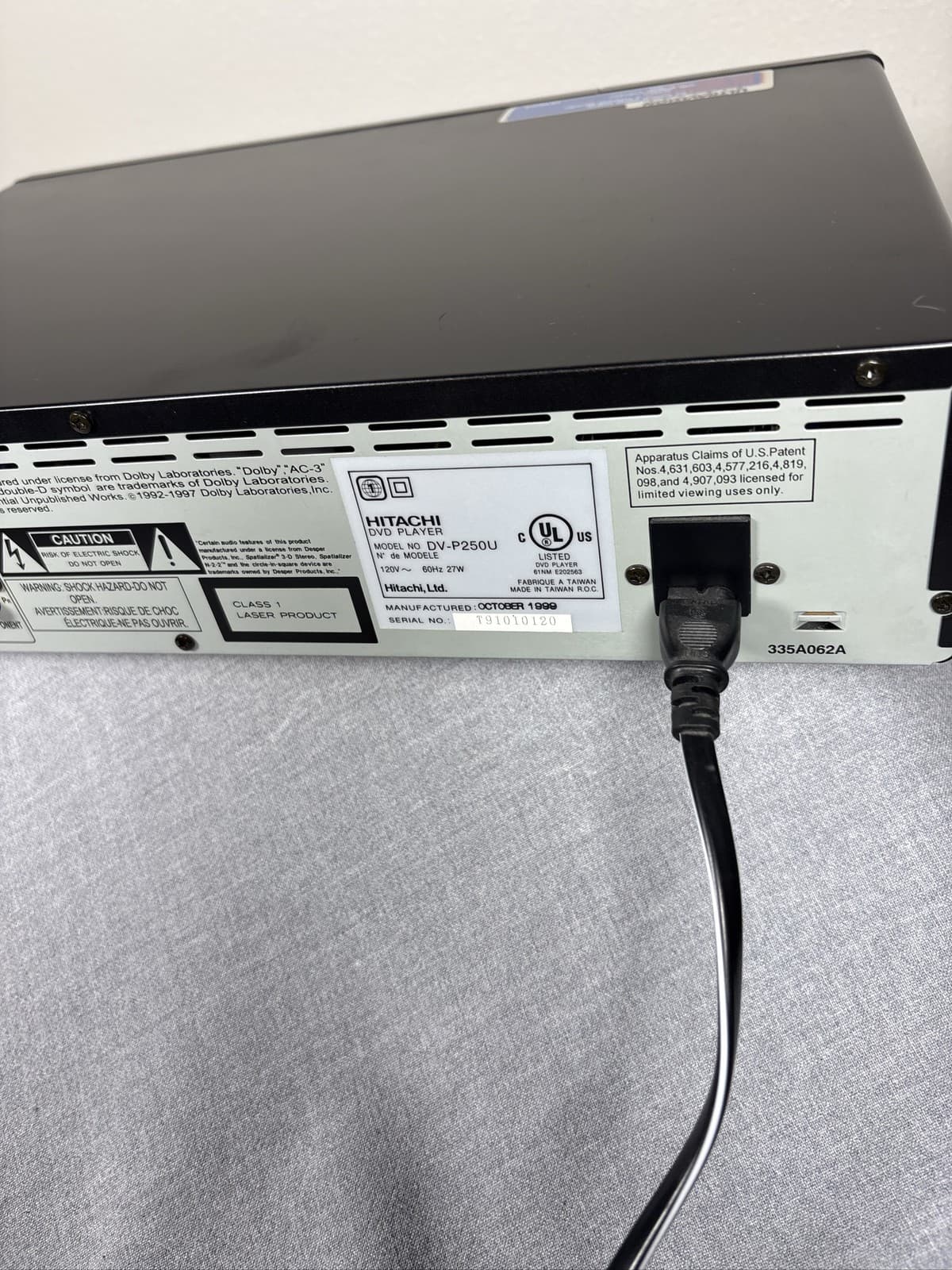Hitachi DVD Player Model DV-P250U Dolby Digital Component Video Output - Thumbnail 8