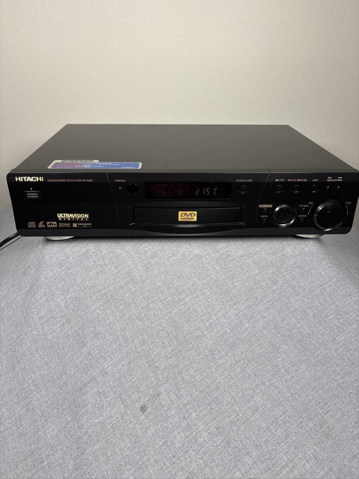 Hitachi DVD Player Model DV-P250U Dolby Digital Component Video Output