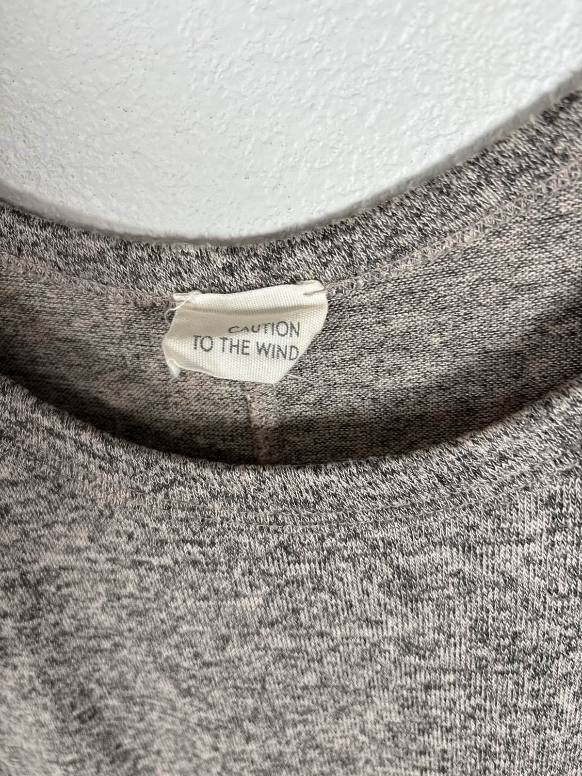 CAUTION TO THE WIND Womens Tan Heathered Knit T-Shirt Top M - Thumbnail 2