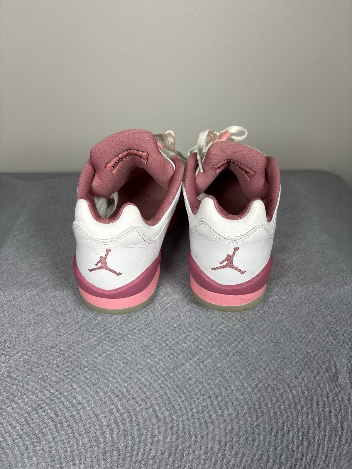 Air Jordan 5 Retro Low Desert Berry GS Pink DX4390-116 Youth 7 - Thumbnail 4