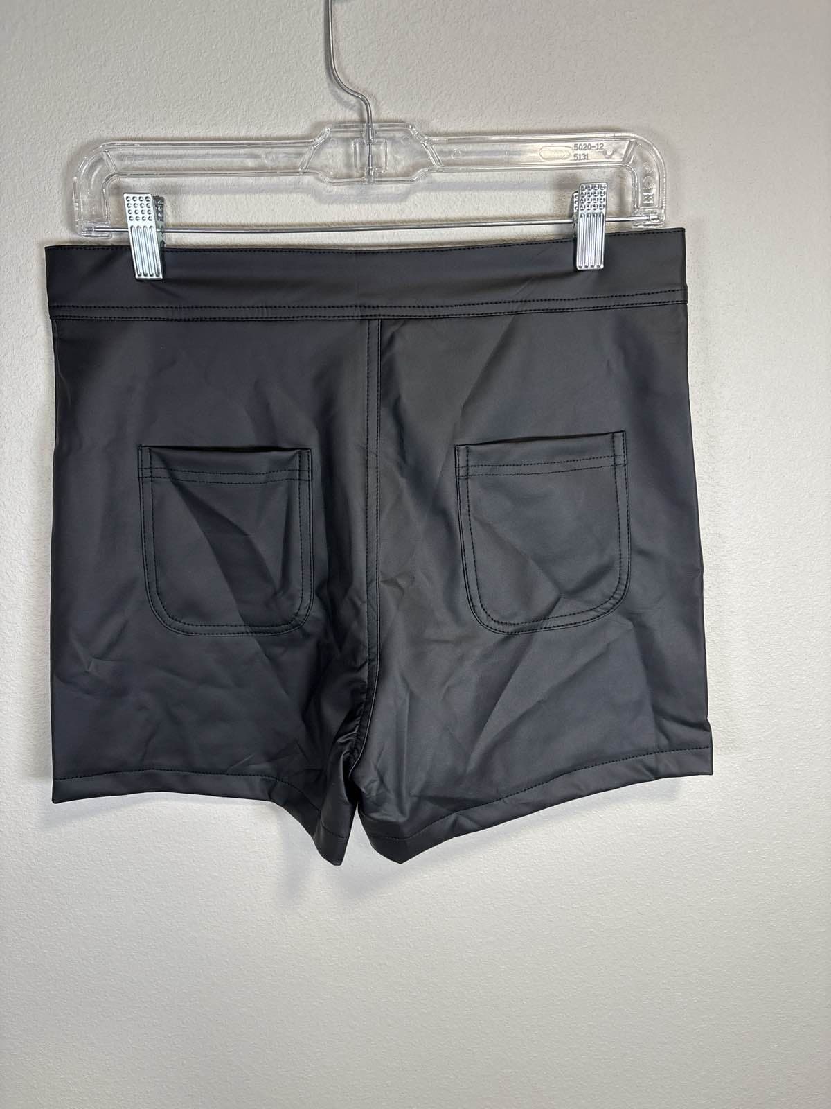 Women Black Faux Leather High Waist Shorts Biker Style L - Thumbnail 2