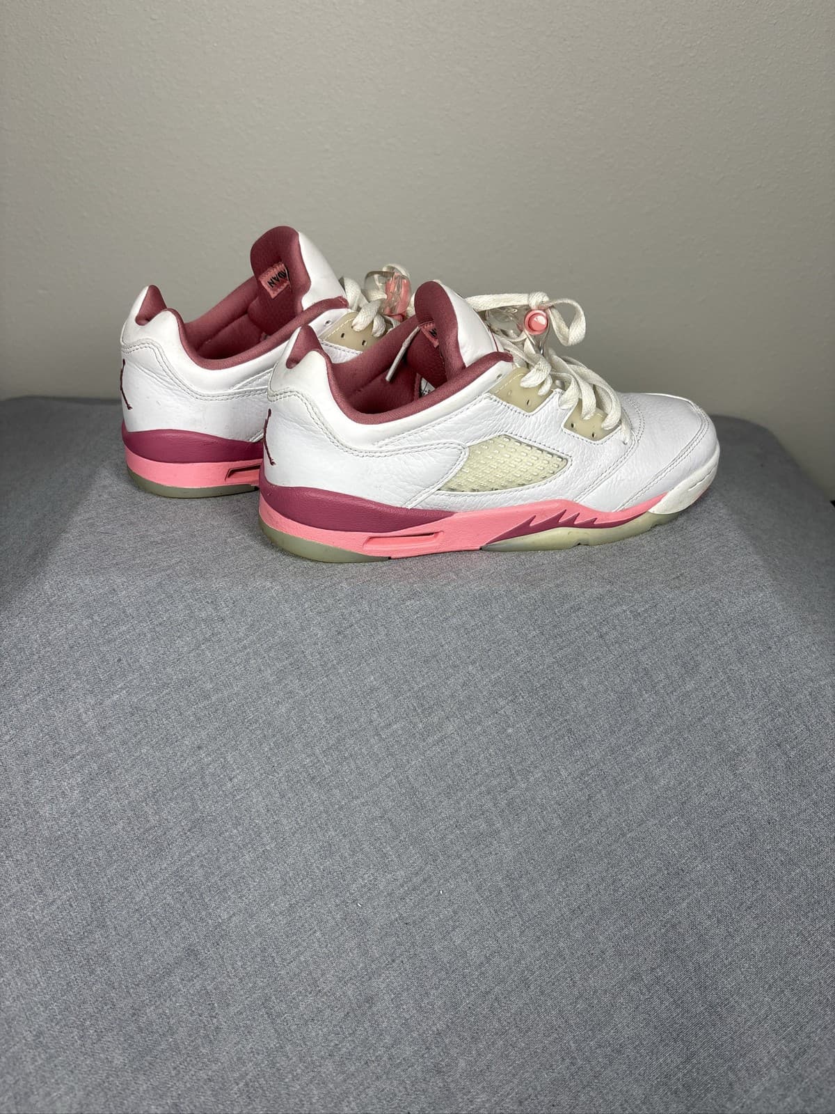 Air Jordan 5 Retro Low Desert Berry GS Pink DX4390-116 Youth 7 - Thumbnail 3