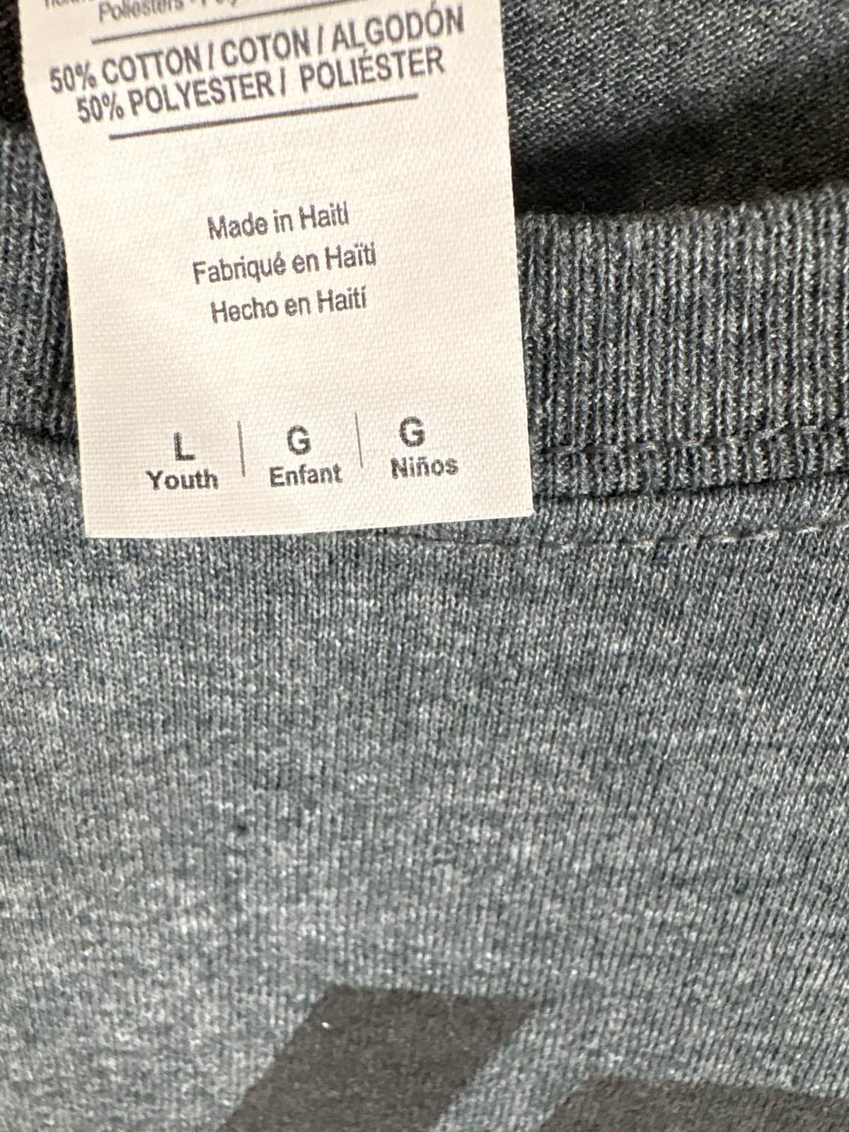 Gildan Youth Dark Gray T-Shirt SZ L Best Party Ever Graphic Tee Short Sleeve - Thumbnail 2