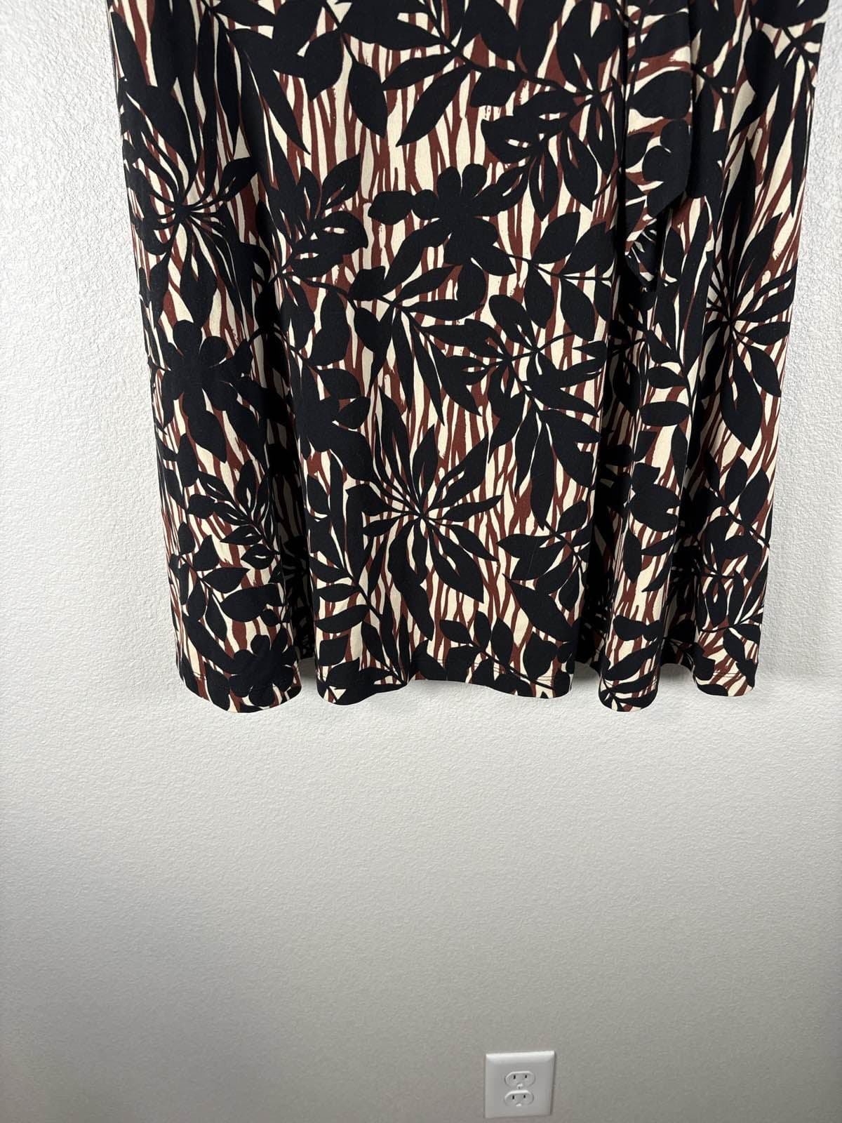 New York & Company Skirt M Brown Black Leaf Abstract Print Buckle A-Line - Thumbnail 3
