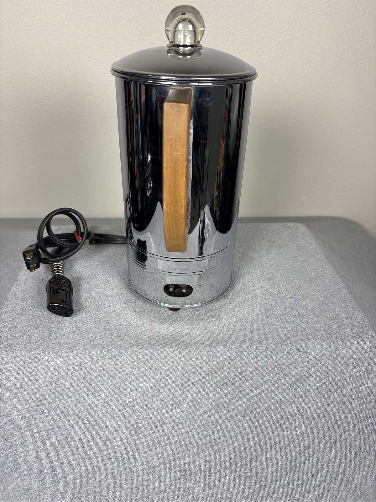 Vintage Westinghouse Electric Coffee Percolator PG34 350 Watts 110-120V USA - Thumbnail 2