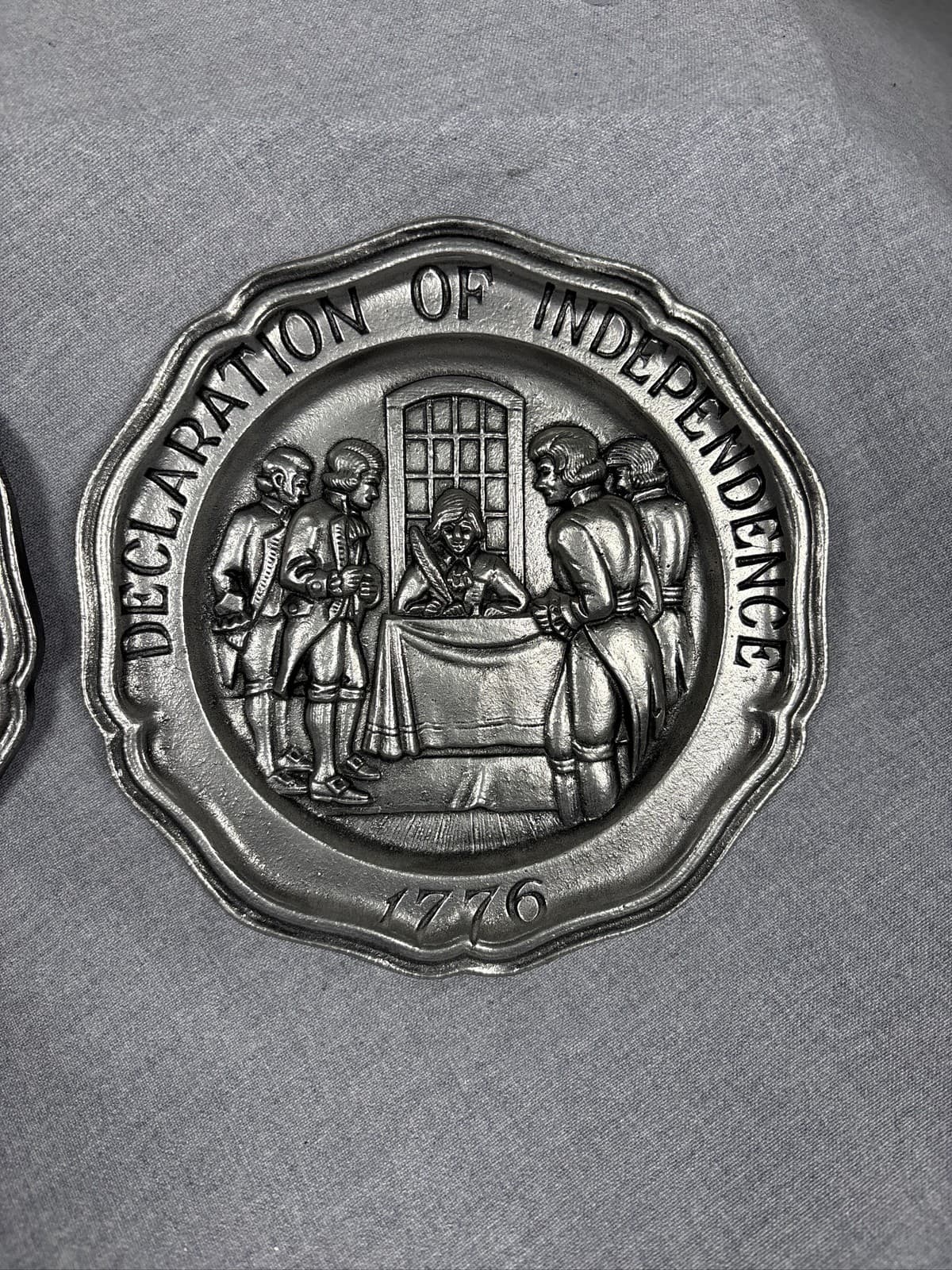 Vintage Set of 4 Sexton Pewter Plates Great Moments in American History 7 inch - Thumbnail 2