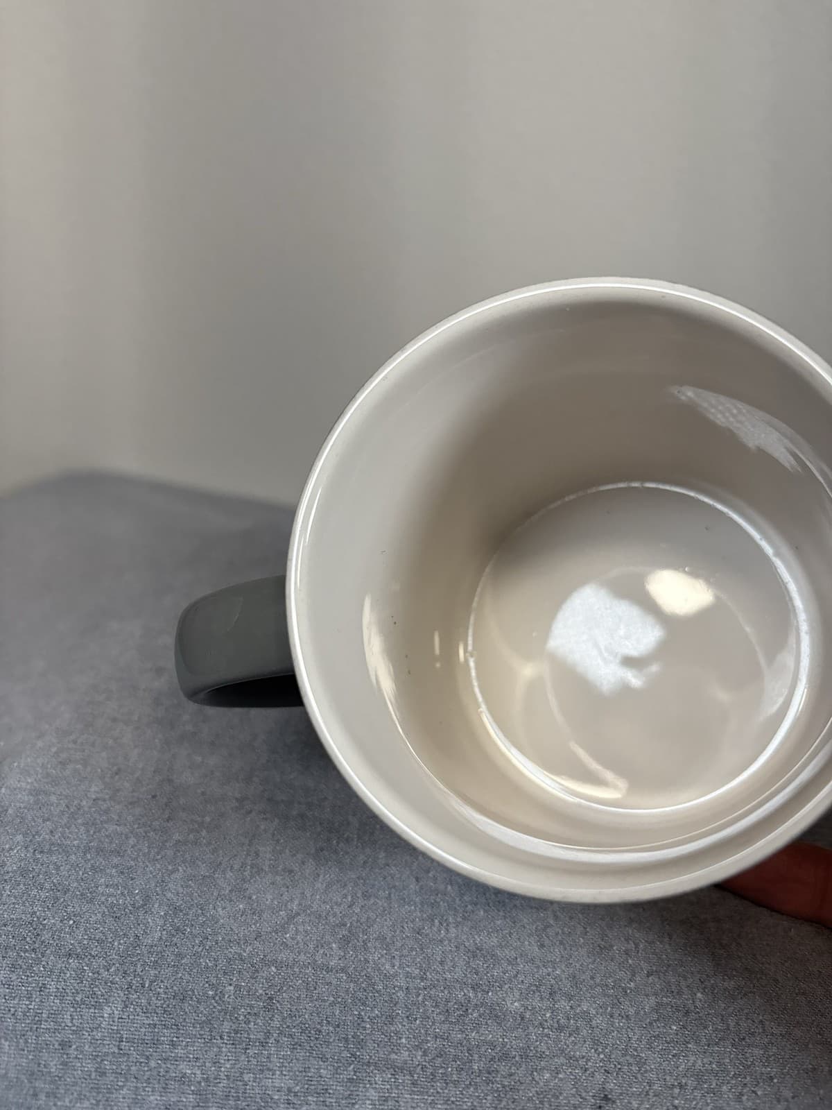 Threshold Ooh La La Gray Coffee Mug Cup Script Lips - Thumbnail 5