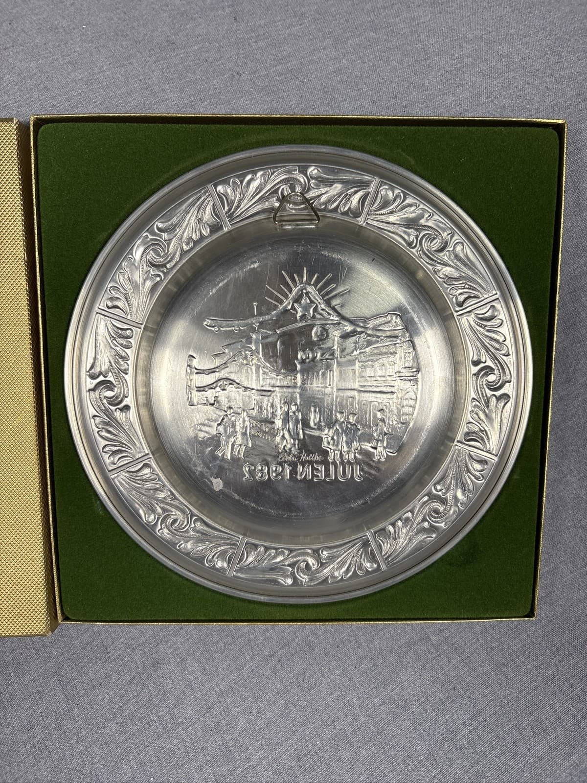 Vintage Astri Holthe Norway Pewter Christmas Plate Julen 1982 Signed Numbered - Thumbnail 2