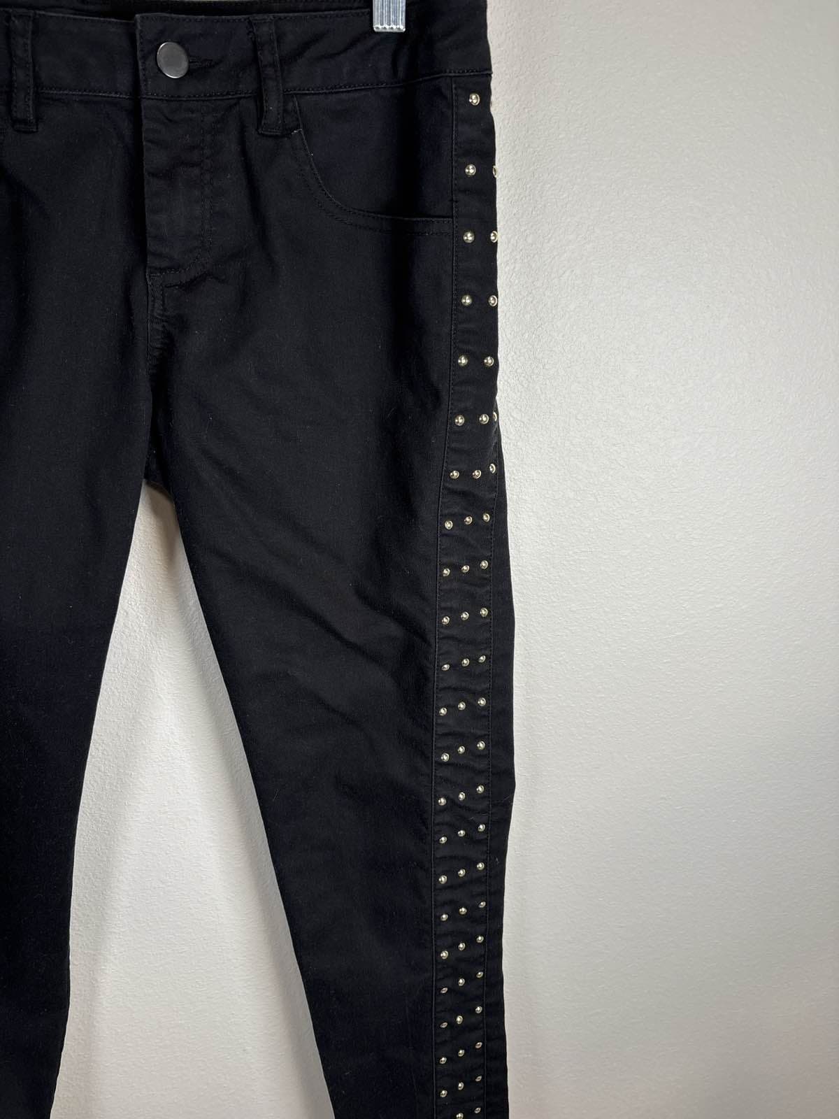 Forever 21 Women's Black Studded Skinny Jeans SZ 28 - Thumbnail 2