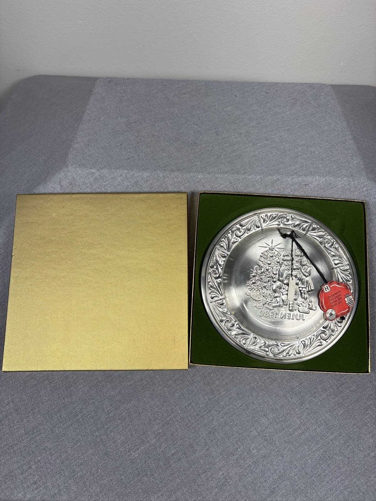 Astri Holthe Norway Pewter Christmas Plate Julen 1980 Signed In Box - Thumbnail 3