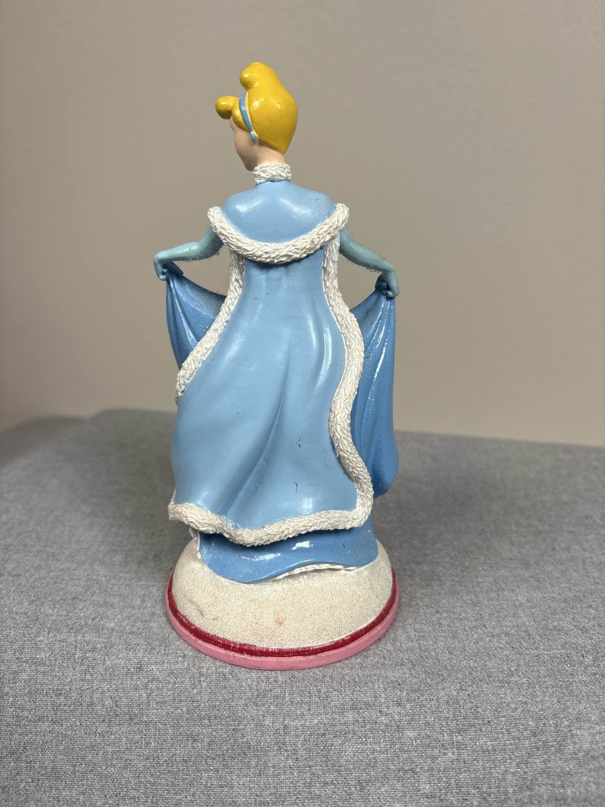 Disney Cinderella Poinsettia Gown Statue - Thumbnail 2