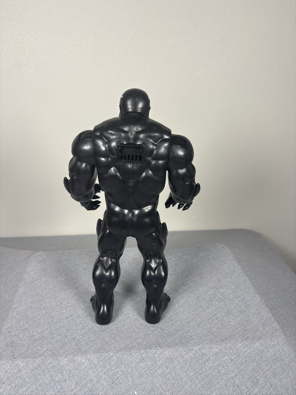 Marvel Maximum Venom Titan Hero Series 12-Inch Action Figure Hasbro 2019 - Thumbnail 3