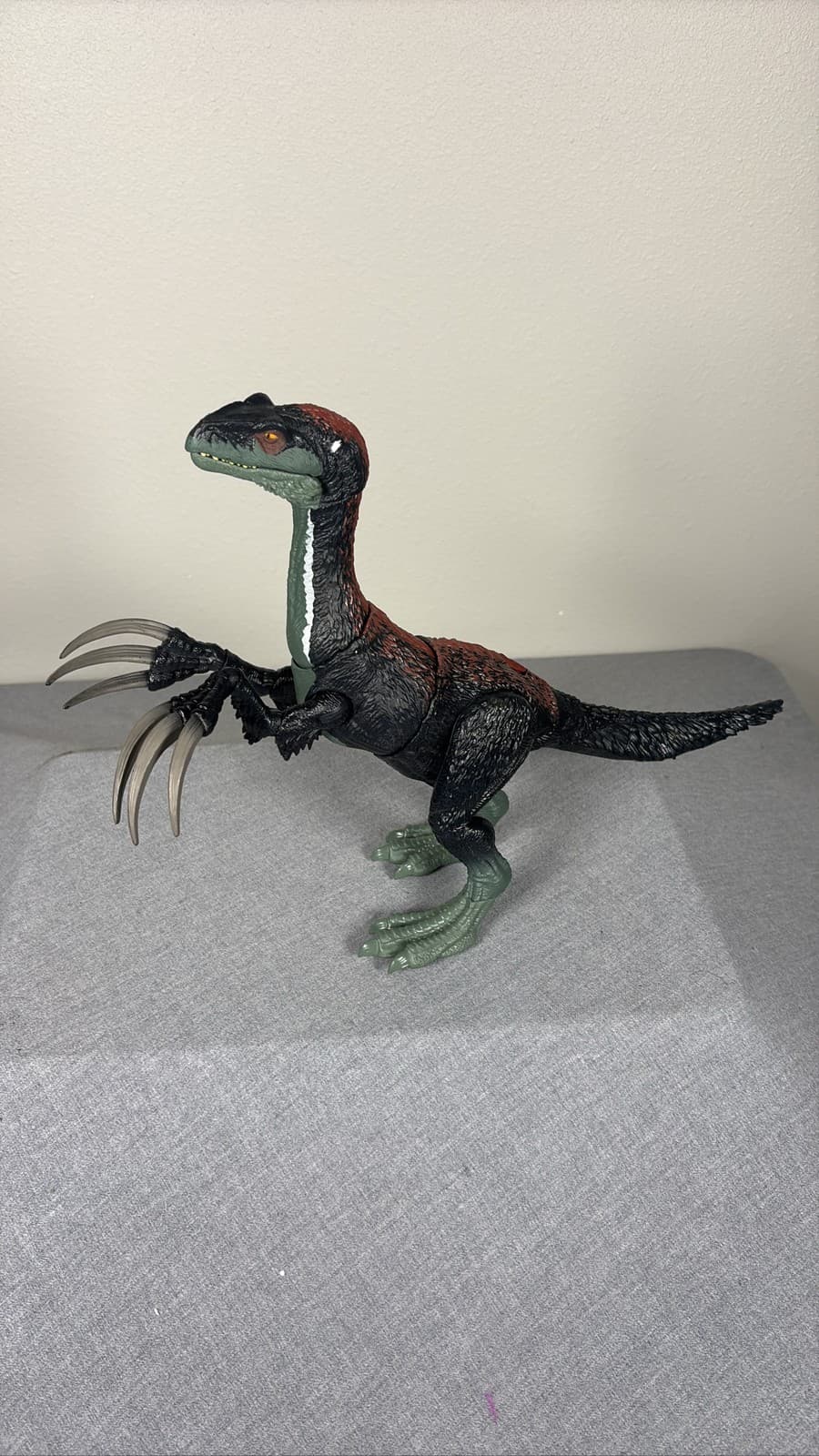 Mattel Jurassic World Dominion Sound Slashin Therizinosaurus Figure