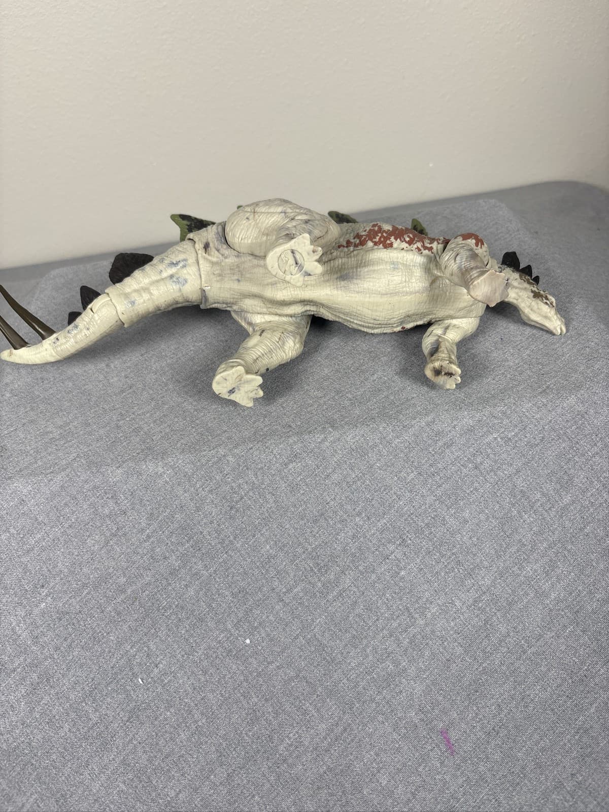 Mattel Jurassic World Dino Trackers Stegosaurus Dinosaur Action Figure - Thumbnail 5