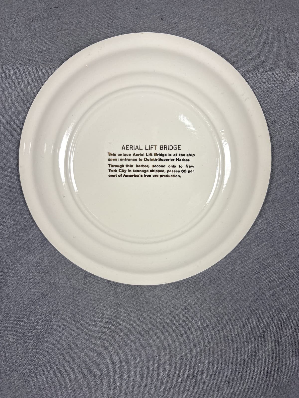 Vintage Duluth Minnesota Aerial Lift Bridge Souvenir Plate Gold Trim - Thumbnail 2